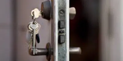 Community Locksmith Store Hollywood, FL 954-282-5613 Community Locksmith Store Hollywood, FL 954-282-5613 - key-making