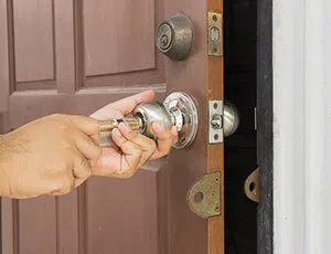 Community Locksmith Store Hollywood, FL 954-282-5613 Community Locksmith Store Hollywood, FL 954-282-5613 - locks-change